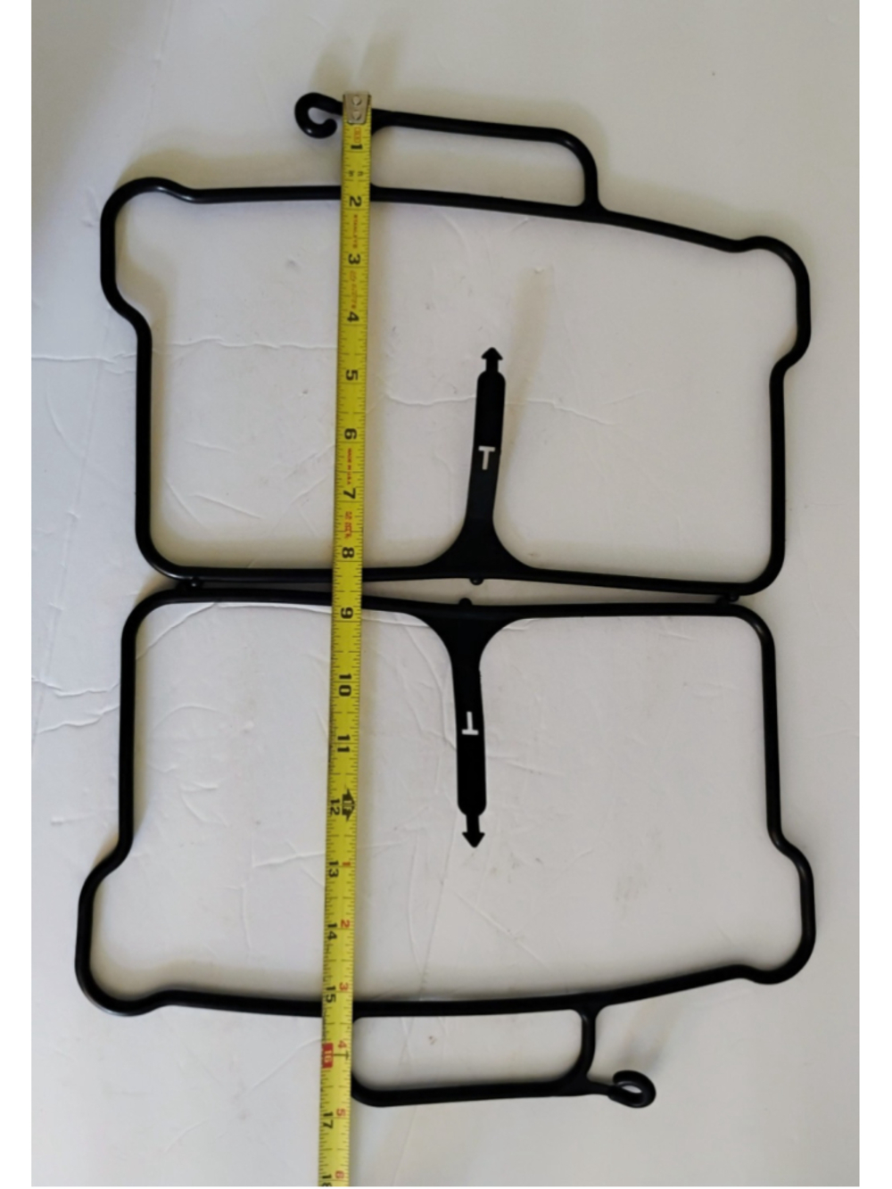 Vintage Black TUPPERWARE Carrying Handle CARIOLIER Cake Taker #425-8 425-7